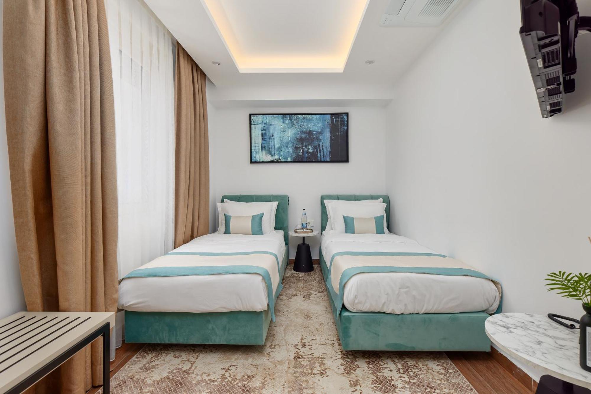 Hotel Splendido Bay Tivat Exterior photo